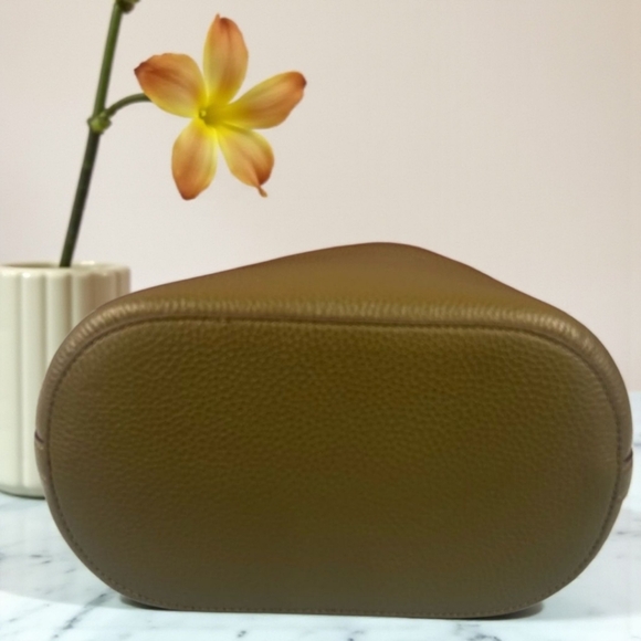 Kate Spade Julia Bucket Bag  Seaweed Green Pebbled Leather NWT UPC 19602155462 - Picture 6 of 11